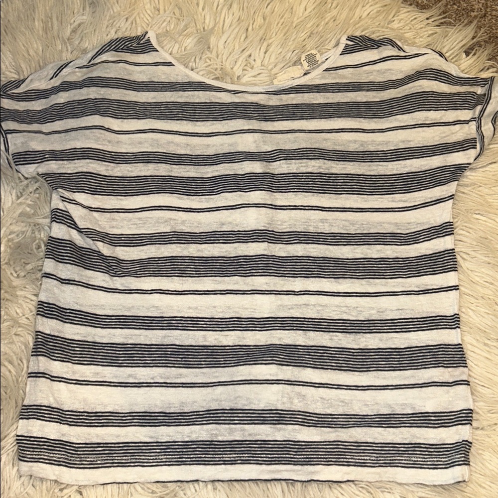 Christian Siriano Women’s Top- Size small - 100% Linen blue & white- Boho
